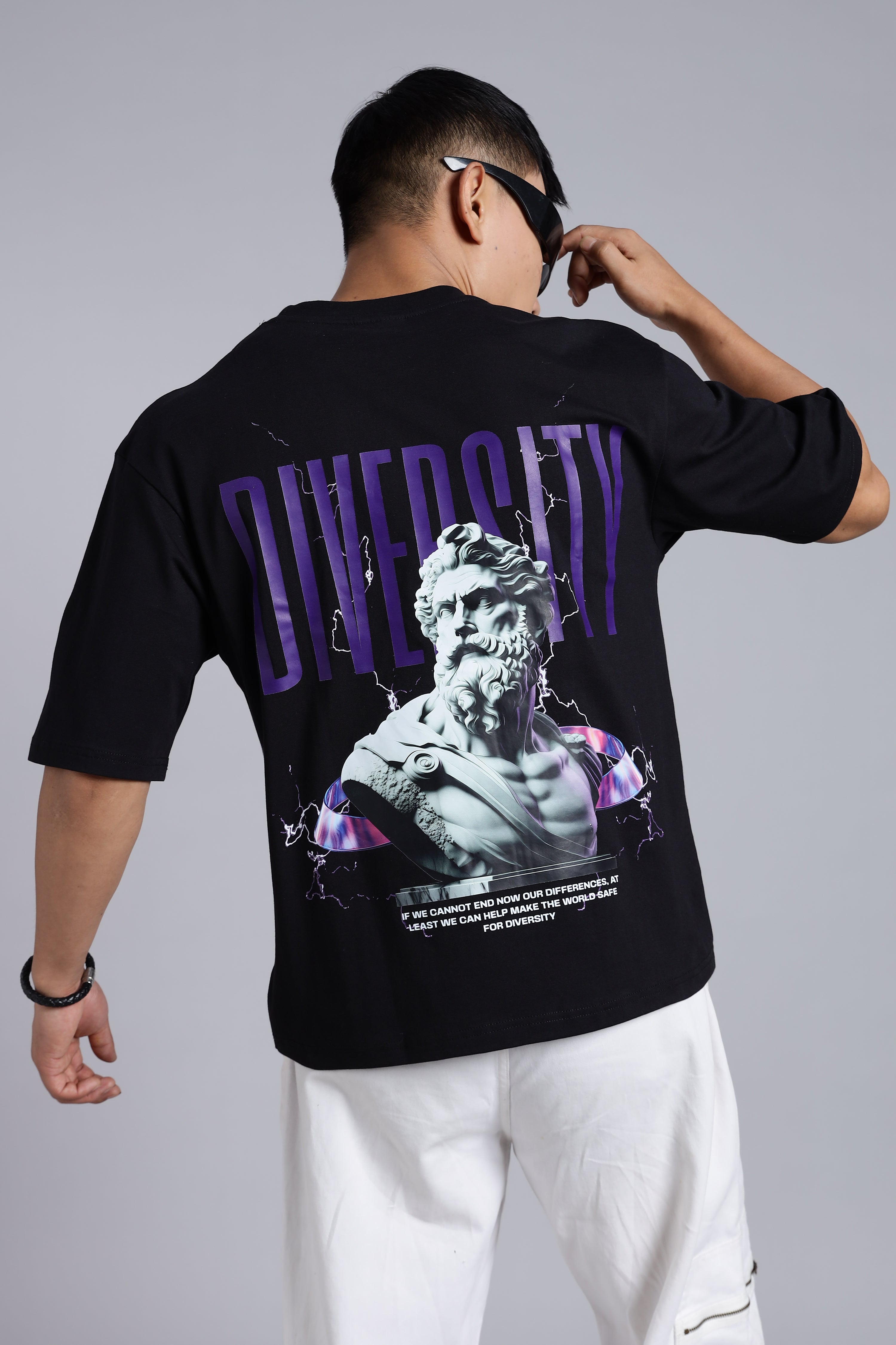 'Diversity' Black Oversized T-Shirt Main image