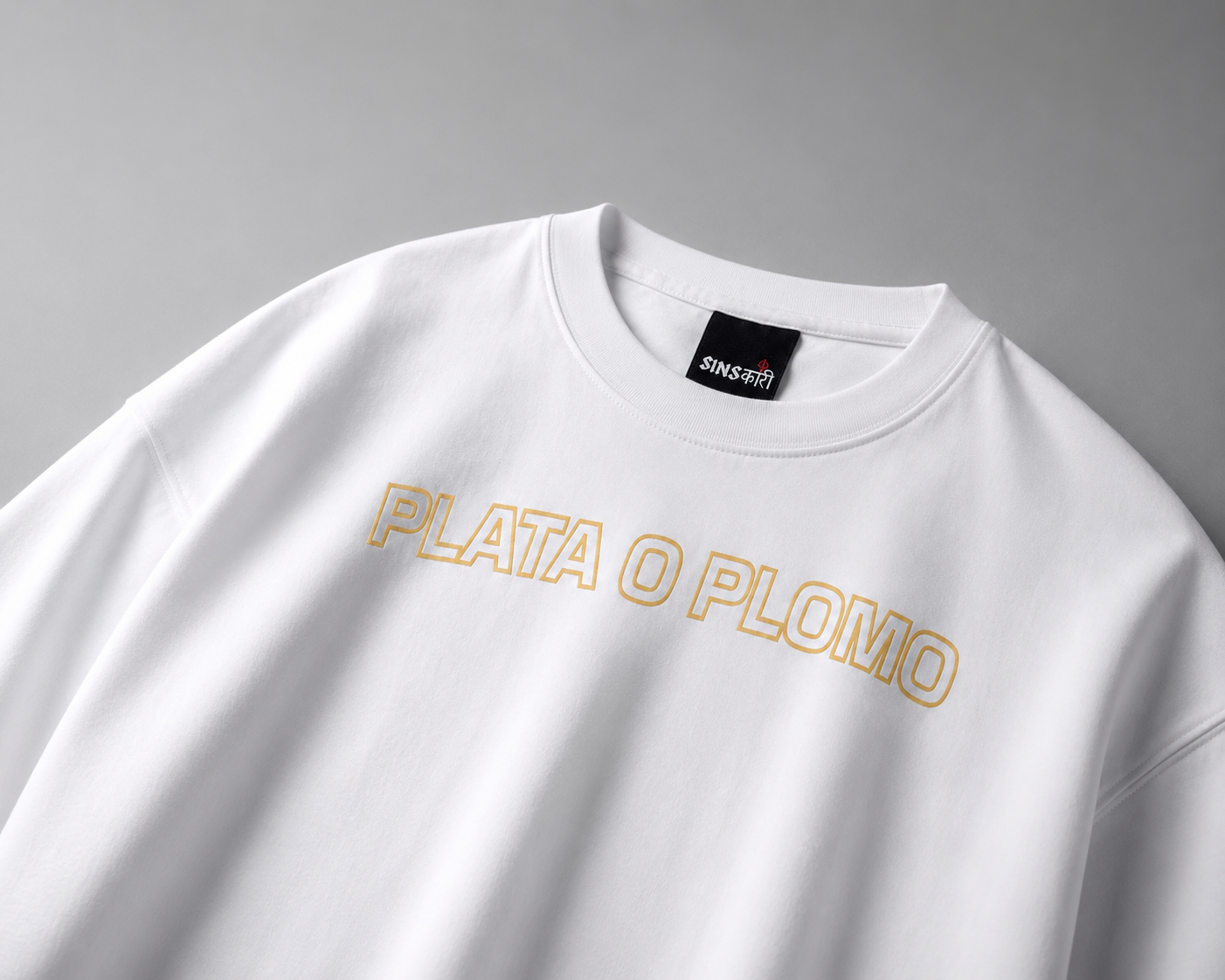 "Plata O Plomo" White Oversized T-Shirt Main image