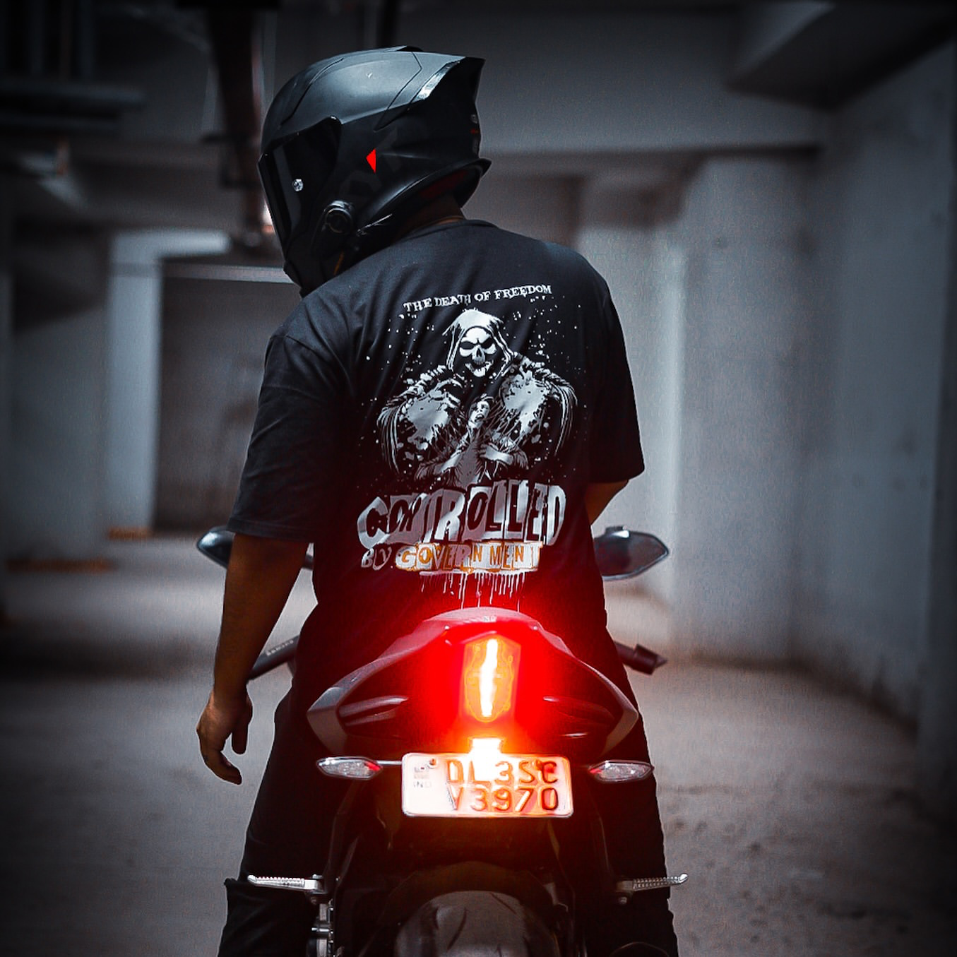 'Controlled By Government' Black Oversized T-Shirt